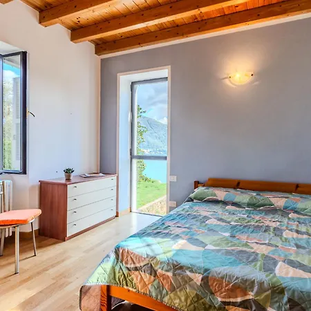 Casa Di Sasso By Interhome Dom wakacyjny Pianello Del Lario