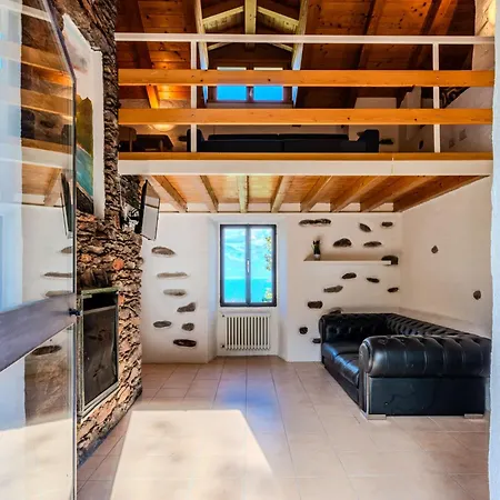 Nyaraló Casa Di Sasso By Interhome Pianello Del Lario
