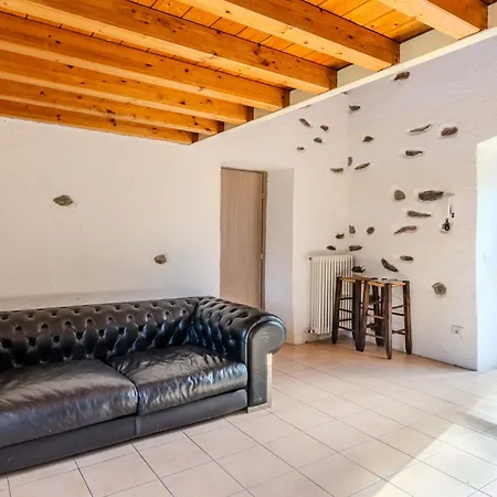 Casa Di Sasso By Interhome Nyaraló